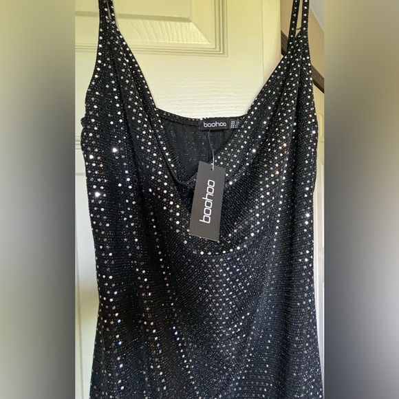 NWT never worn boohoo black with silver metallic  sequin cocktail dress size 14 - Picture 2 of 8